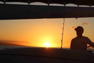 Maui: Sunset Sailing Cruise with Champagne from Lahaina