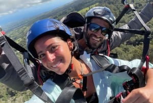 Maui: Top Gun Paragliding Tandem Flight