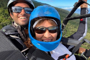 Maui: Top Gun Paragliding Tandem Flight