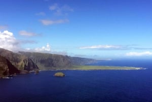 Central Maui: Two-Island Scenic Helicopter Flight to Molokai