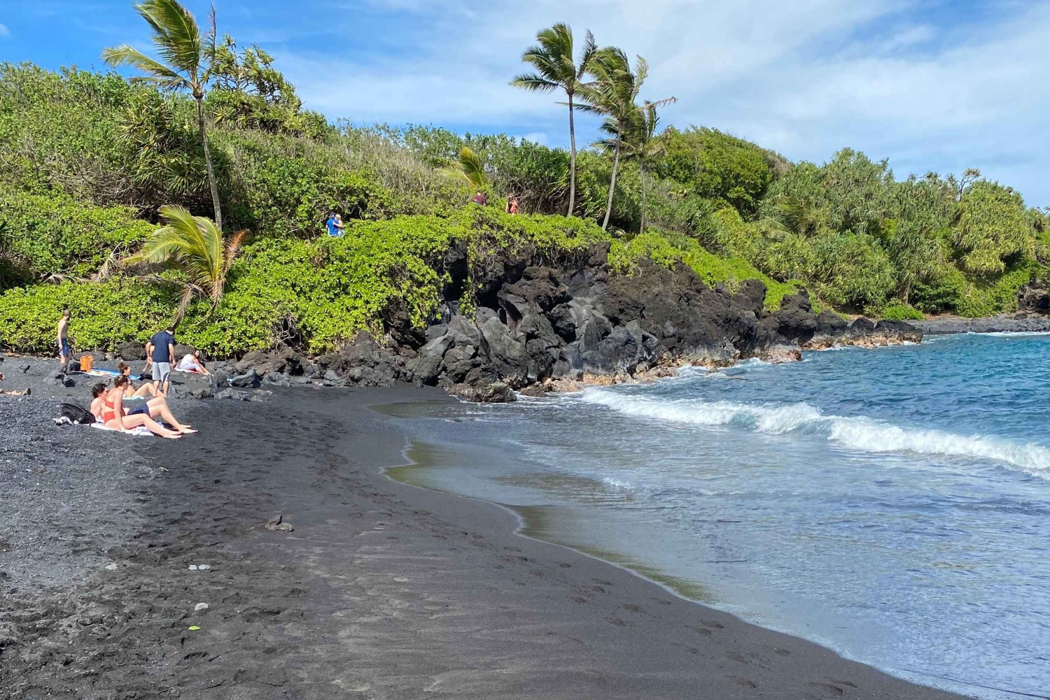 Maui: Van Tagestour nach Hana mit ortskundigem Guide und Mittagessen