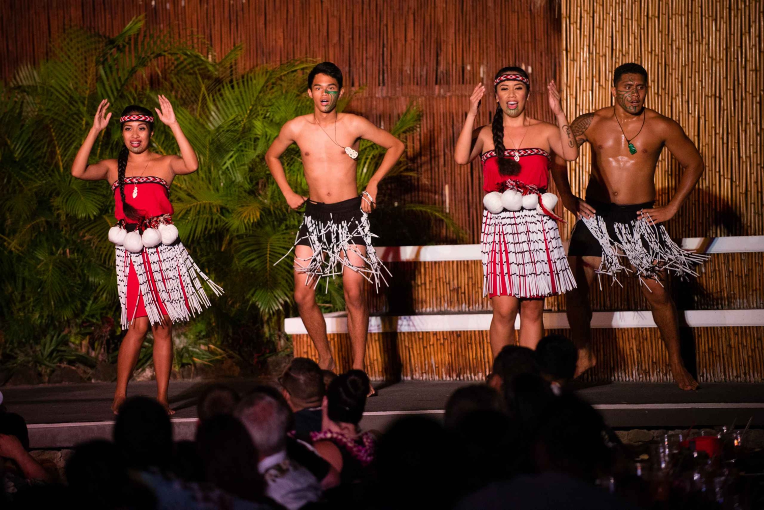 Lahaina: Myths of Maui Luau no Royal Lahaina Resort