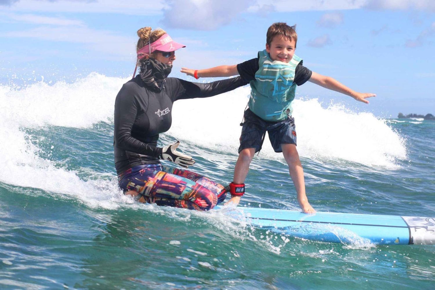 Costa norte de Oahu: aula especial de surf em tandem para crianças