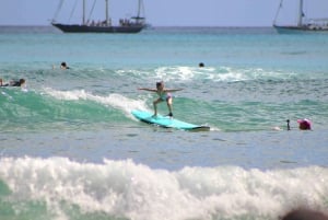 Oahu: 1-on-1 Surfing Lesson in Waikiki