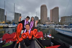 Military families love this Gondola Cruise in waikiki fun