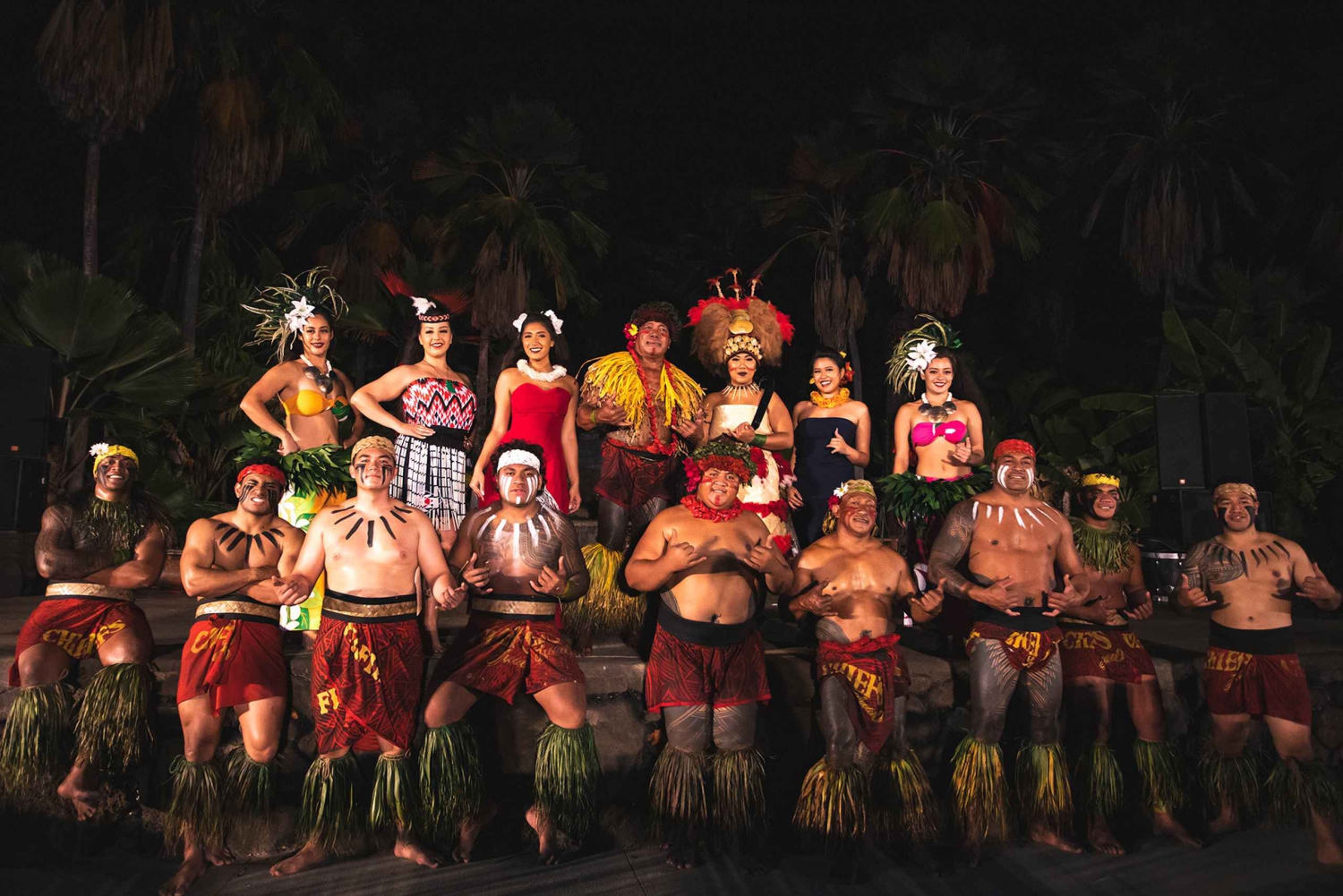 Oahu: Chief's Luau Dinner Show