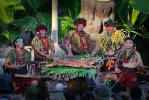 Oahu: Chief's Luau Dinner Show
