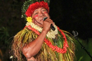 Oahu: Chief's Luau Dinner Show