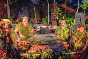 Oahu: Chief's Luau Dinner Show