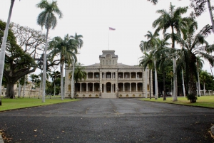 Oahu: Downtown Honolulu and Diamond Head Tour