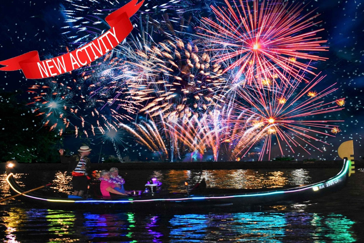 Oahu: Fireworks Cruise - Gôndola de luxo com bebidas