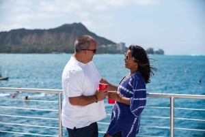 Oahu: Fredagskvällens fyrverkerier seglar från Hilton Hawaiian Pier