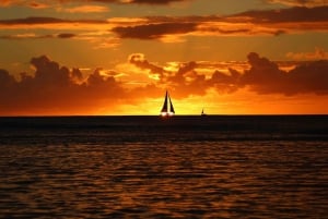 Oahu: Puolipäiväinen auringonlaskun valokuvakierros Waikikista käsin