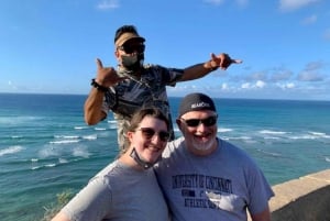 Oahu Hidden Gems & Waimea Botanical Garden / Waterfall-tour