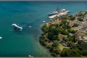 Oahu: shuttlebus van Honolulu naar Pearl Harbor