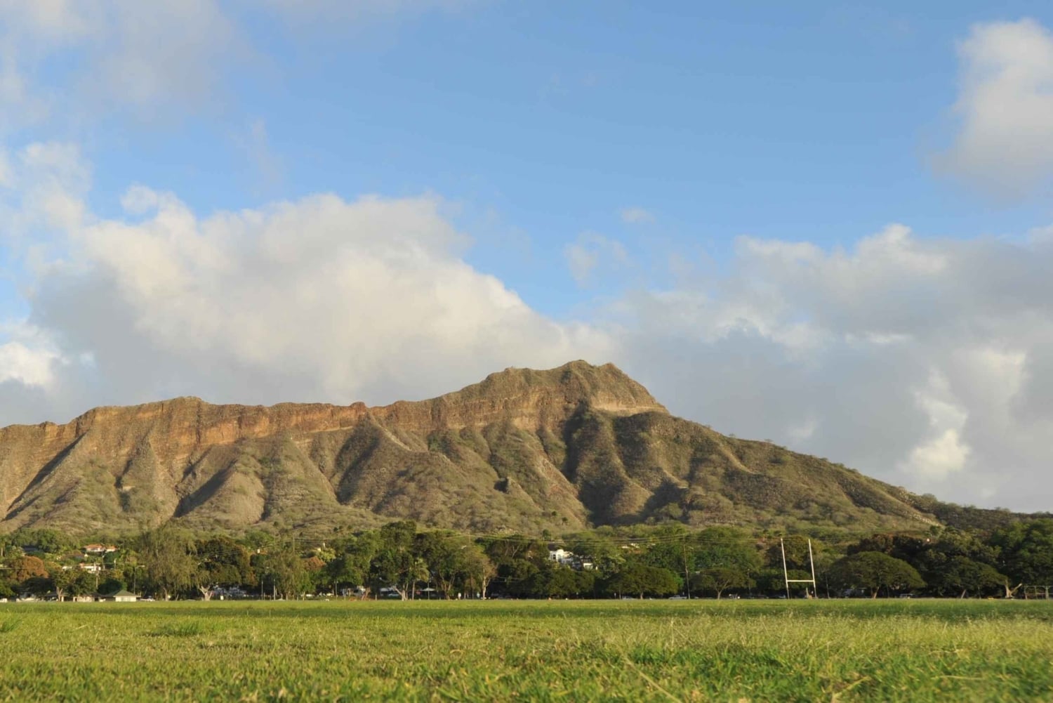 Oahu: Honolulu to (1st) Diamond Head Shuttle with Malasada