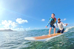 Oahu: Kids Surfing Lesson in Waikiki Beach (up to 12)