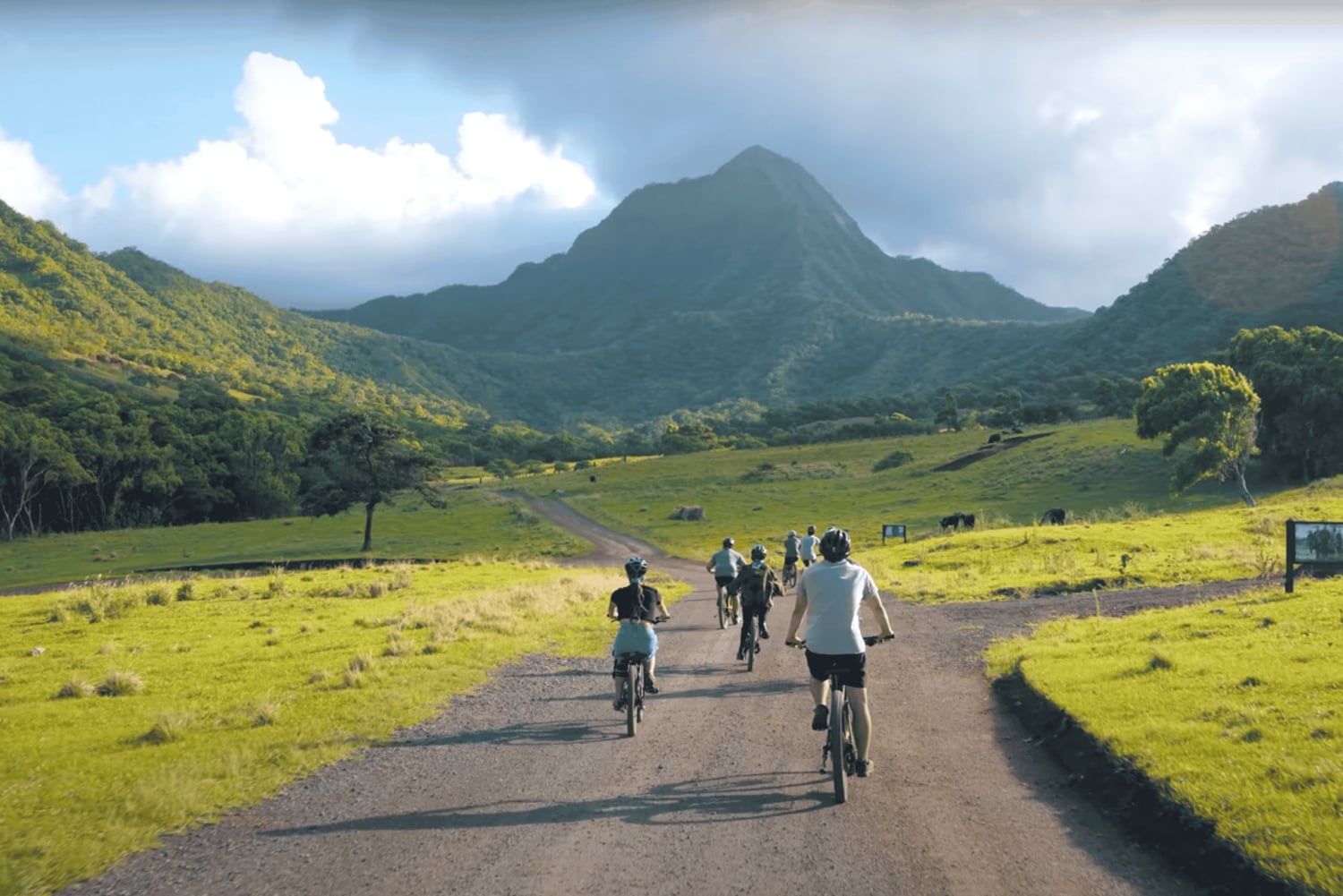 Oahu: Kualoa Electric Bike Tour