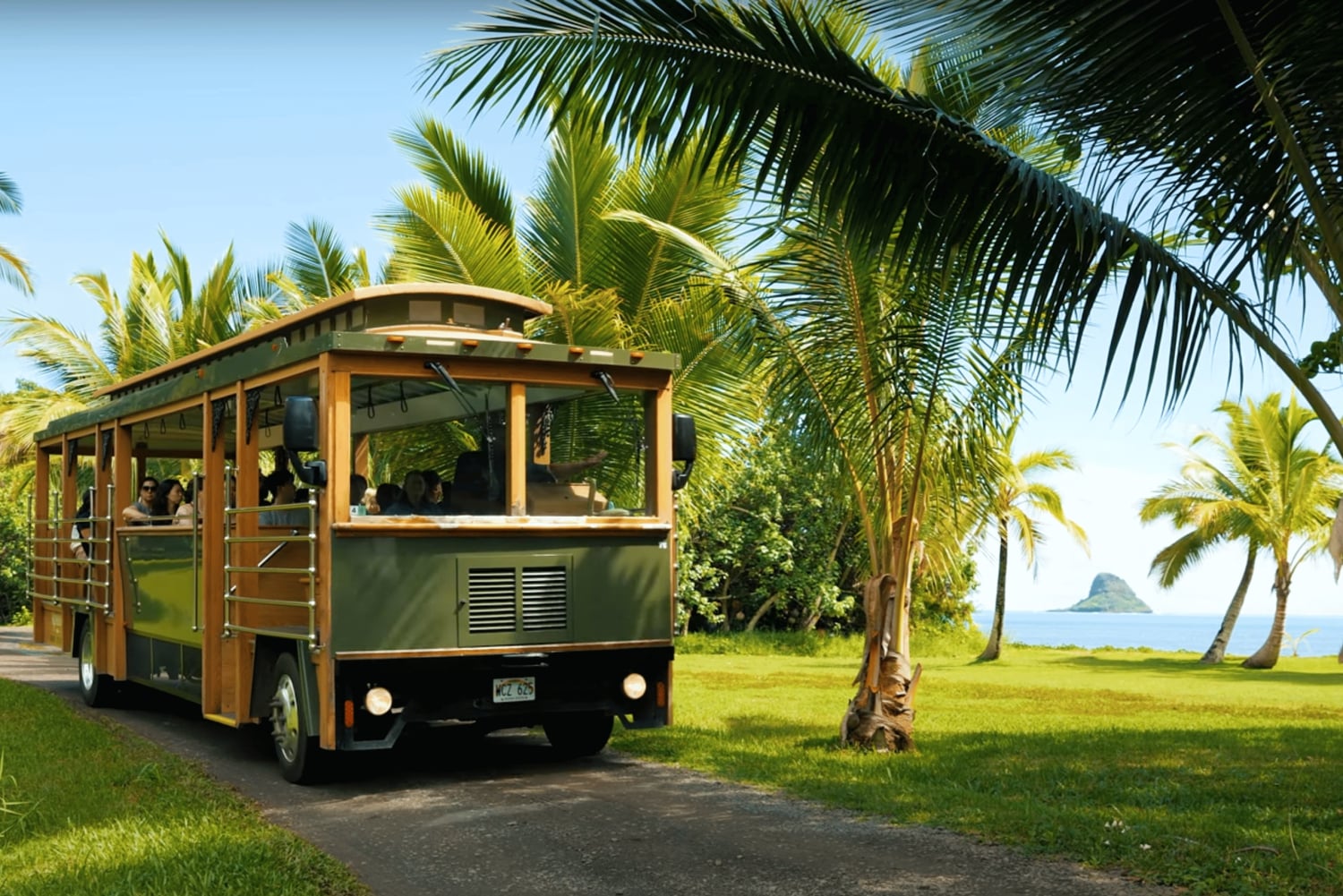 Oahu: Excursión en Tranvía por la Granja de Kualoa y la Isla Secreta