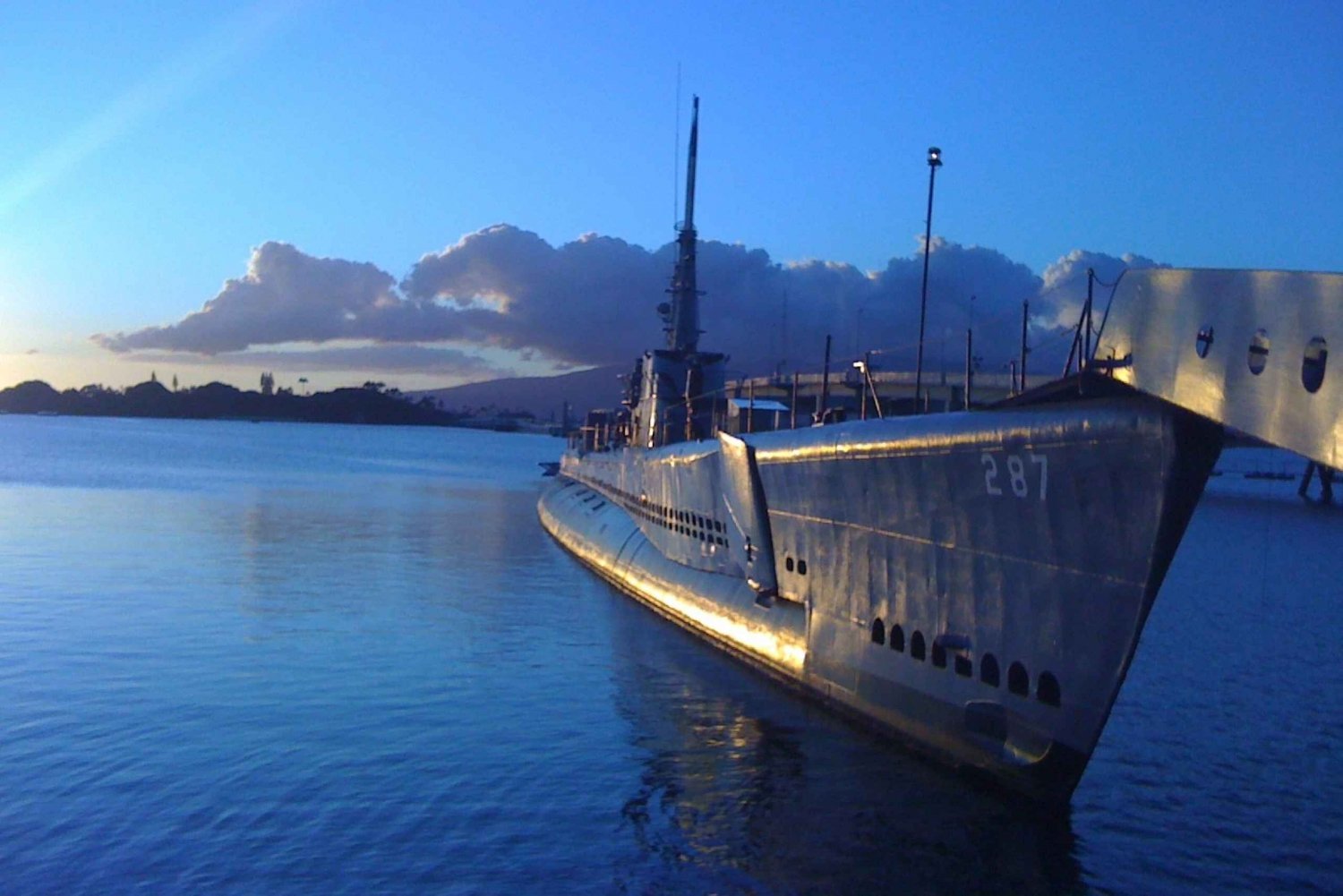 Oahu: Pearl Harbor edestakainen kuljetus