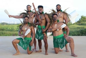 Oahu: Polynesialainen tanssi ja kulttuurikokemus illallisella