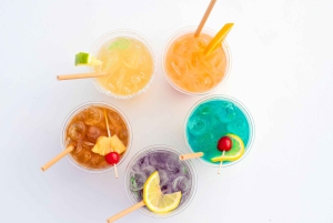 Oahu: Premium Waikiki Sunset Party Cruise med live DJ