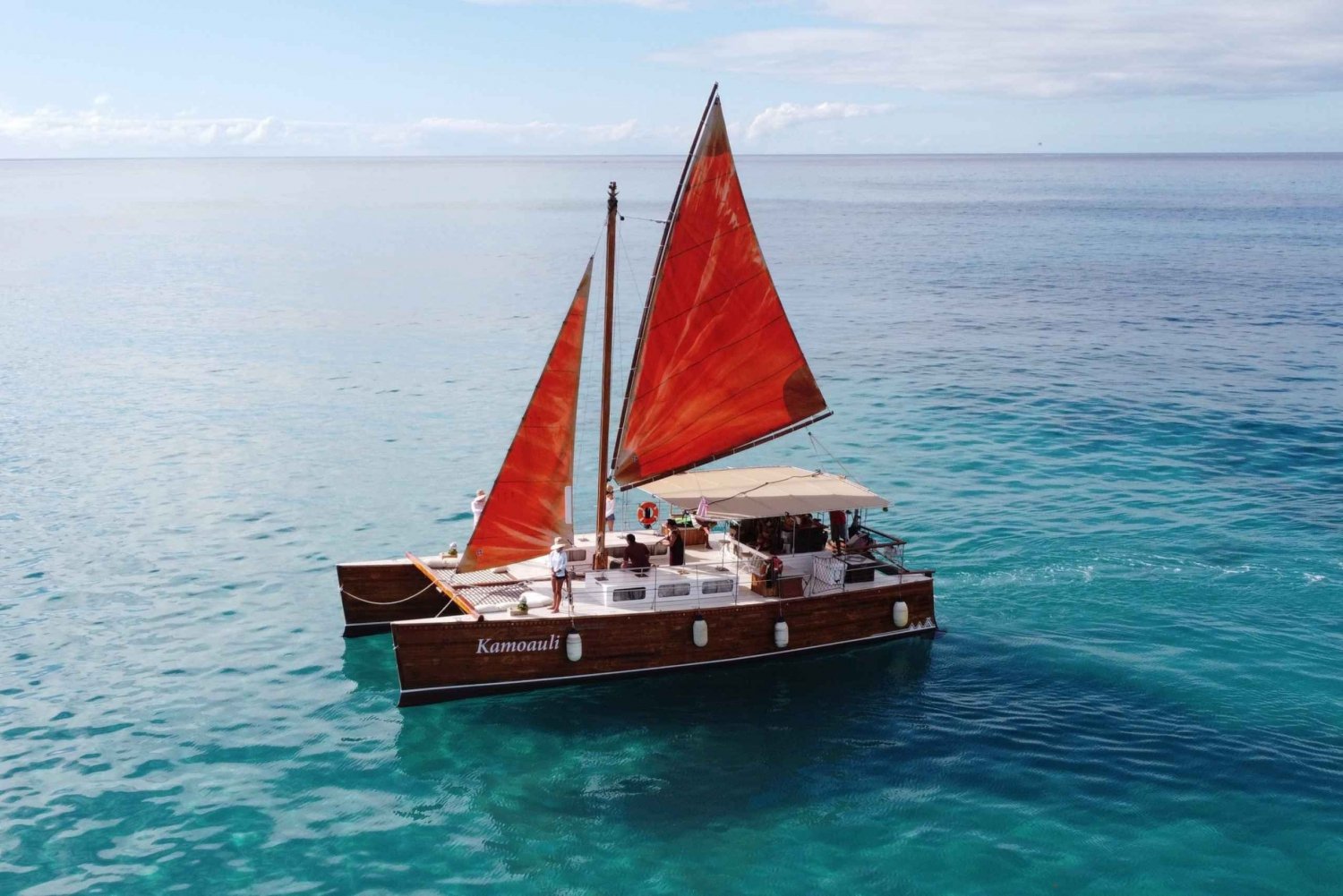 Oahu: Perinteinen kanootti auringonlaskun risteily illallisella