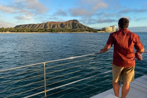 Oahu: Tradycyjny rejs kajakiem o zachodzie słońca z kolacją