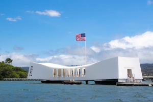 Oahu: USS Arizona Memorial and City Highlights Tour