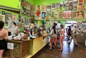 Oahu: Valley of Waimea Falls Swim & Hike med frokost og Dole