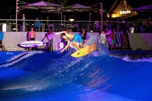 Oahu Sesión de surf en las olas de Wai Kai