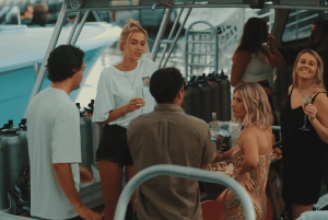 Oahu: Piątkowy rejs z fajerwerkami Waikiki BYOB