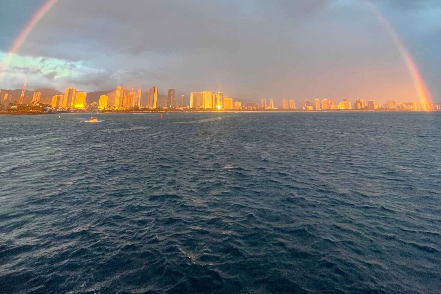 Oahu: Waikiki BYOB Sunset Cruise