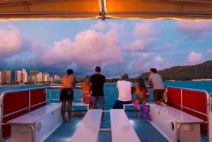 Oahu: rejs łodzią ze szklanym dnem Waikiki o zachodzie słońca