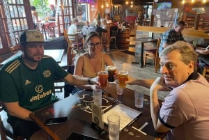 Oahu: Tour por la Historia de Waikiki Pub Crawl