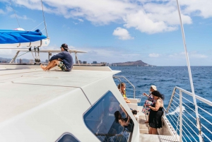 Oahu: Waikiki Schnorchel- und Segeltagestour mit Mittagessen