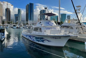 Oahu: Premium Waikiki Sunset Party Cruise with Live DJ