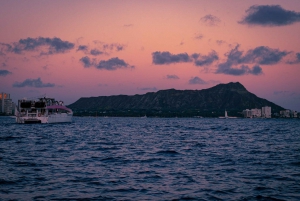 Oahu: Waikiki BYOB Cruise bij zonsondergang