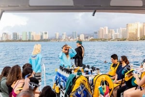 Oahu: Cruzeiro Turtle Canyons de Waikiki e Excursão com Snorkel