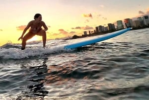 Oahu: A tua aula de surf privada em grupo em Waikiki