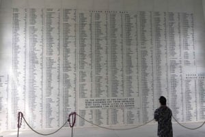 Oahu: The 'USS Arizona' & Historic Honolulu Limousine Tour!