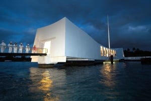 Pearl Harbor: Memorial do USS Arizona e navio de guerra Missouri