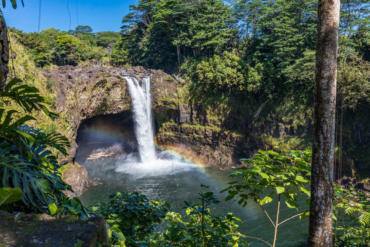 プライベートヒロクルーズスペシャル - 滝と火山