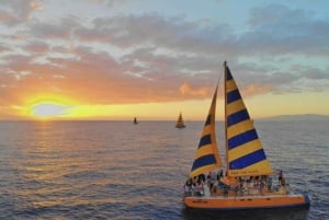 Private Honolulu Cocktail Sunset Sail from Kewalo Harbor
