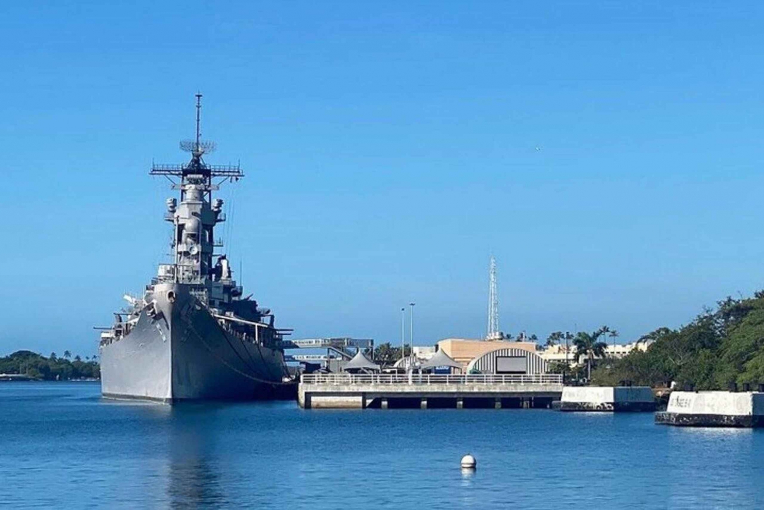 Private Pearl Harbor USS Arizona and USS Missouri