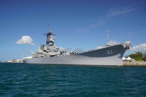 Private Pearl Harbor - USS Arizona and USS Missouri