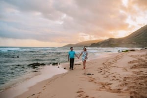 Private Vacation Photoshoot with Photographer in Honolulu