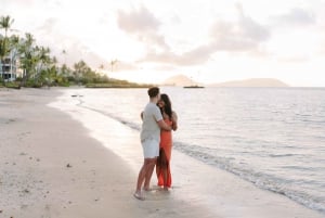 Private Vacation Photoshoot with Photographer in Honolulu