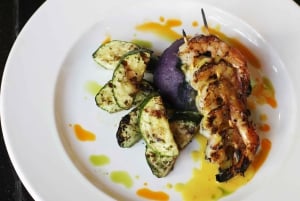 Południowe Maui: rejs o zachodzie słońca z 4-daniową kolacją i napojami