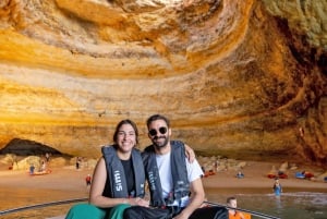 Excursion spéciale de 2 heures à la grotte de Benagil depuis Armação de Pêra